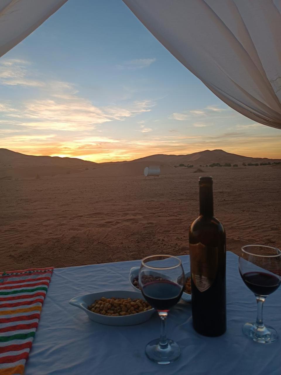 Merzouga Traditional Luxury Camp Exterior foto